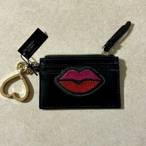 Victoria Secret card holder lips NWT